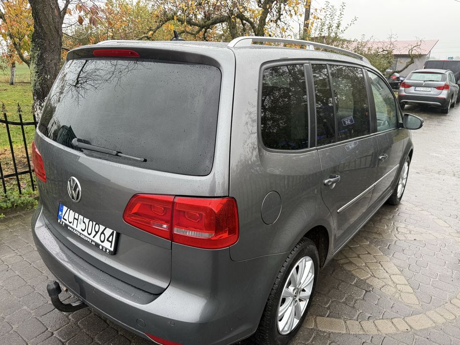 Volkswagen Touran 1.4 16v 2011 automat panorama, klima alkantara