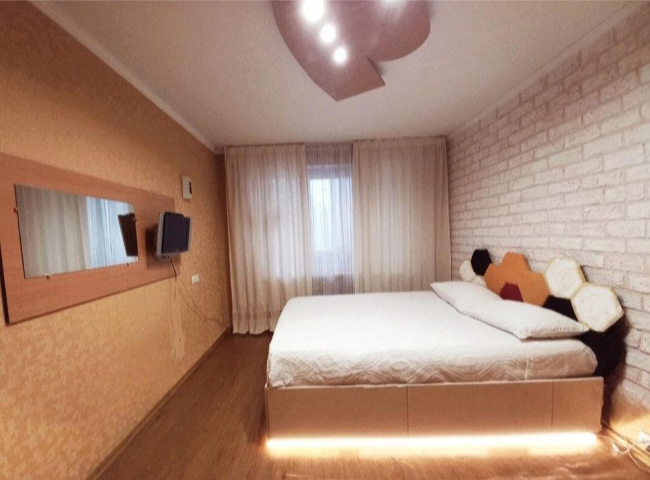 ЦЕНТР. 1-2к.Отопление..1й Этаж