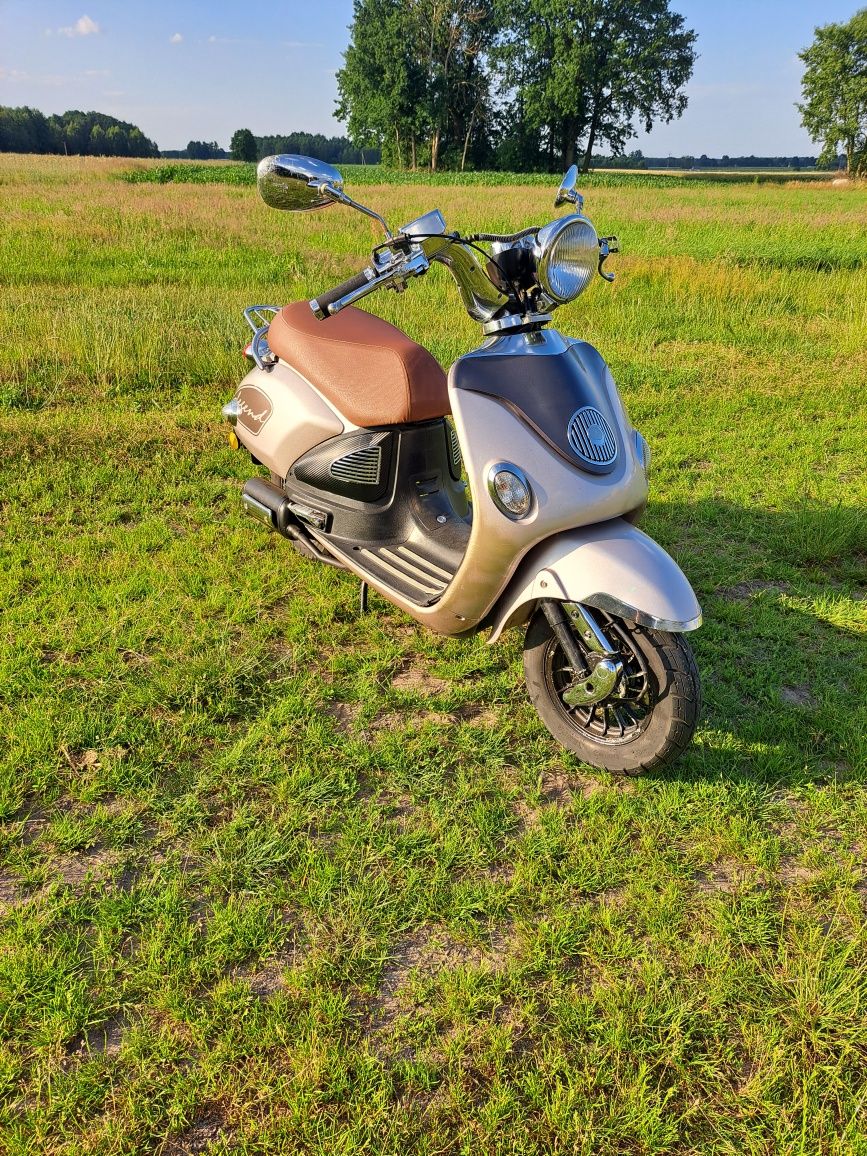 Skuter RETRO Znen Znab