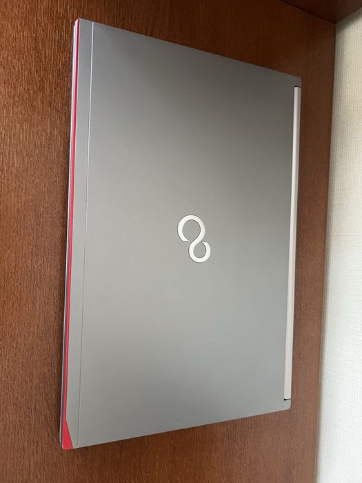Ноутбук Fujitsu Lifebook E753 привезений з Німеччини