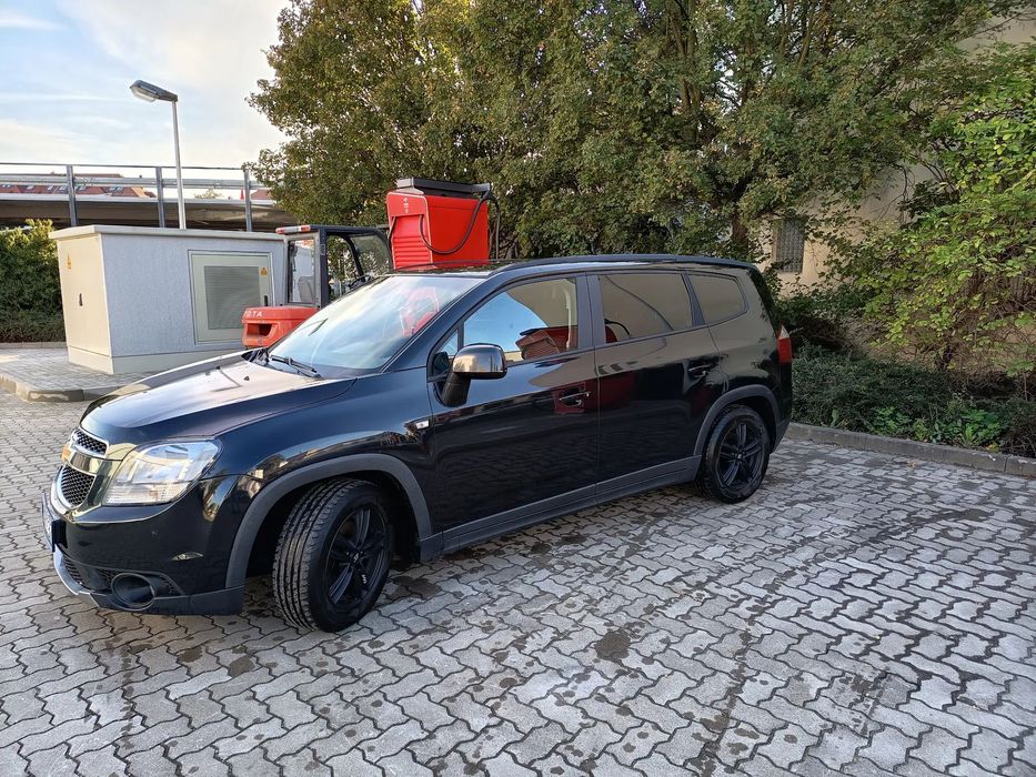 Chevrolet Orlando Chevrolet Orlando 2.0 Diesel, 2011 – manual, 7 miejsc