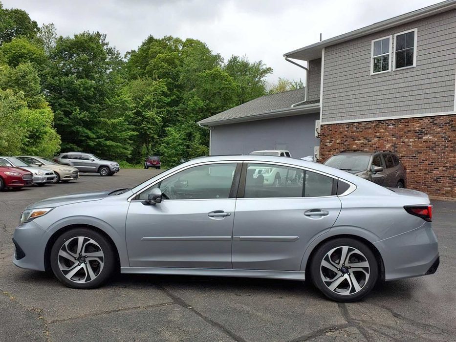 Subaru Legacy      2020