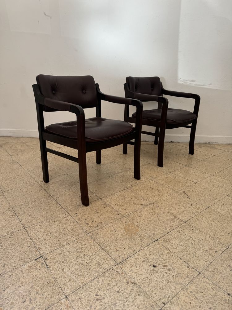 Vintage armchair by architect José Daniel Santa Rita