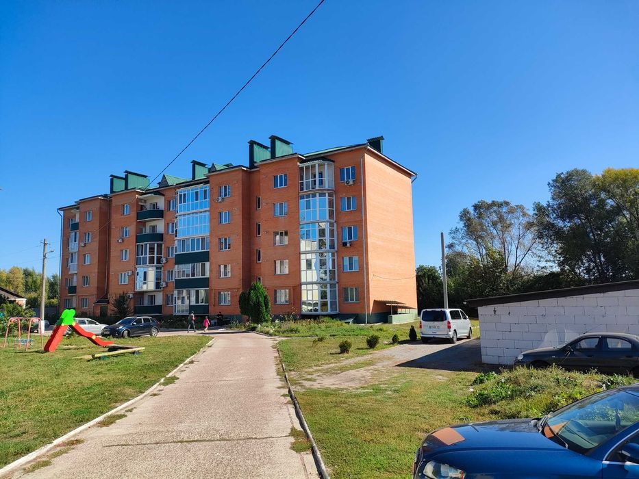 Продам квартиру в новобудові