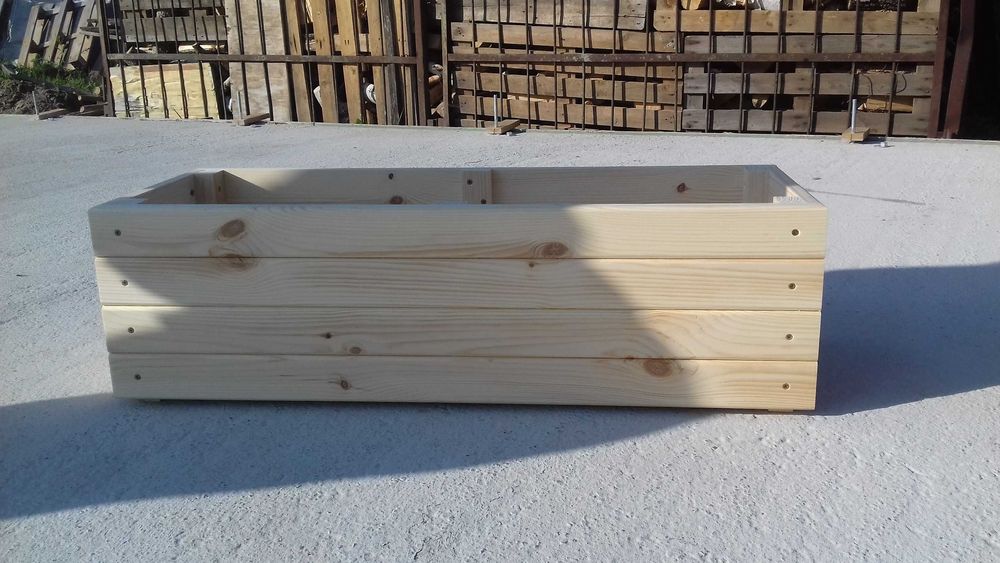 Duża donica drewniana ogrodowa naturalna