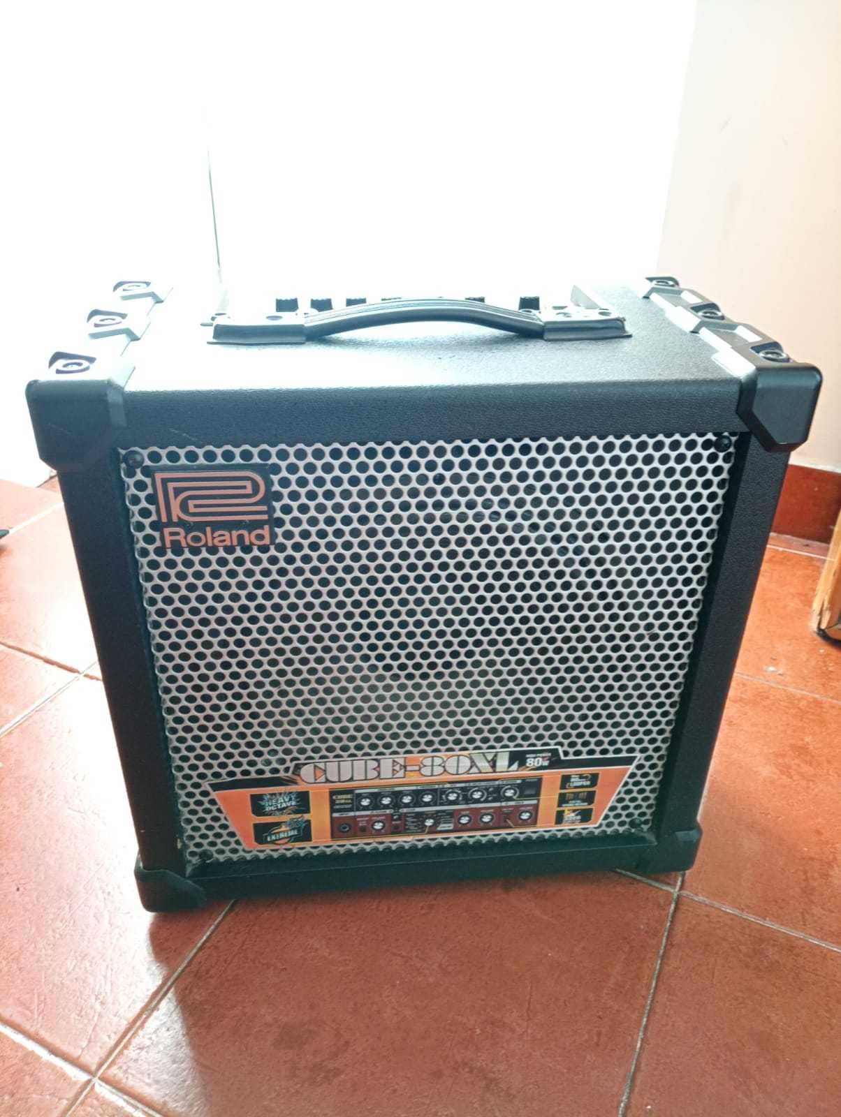 Amplificador Roland Cube-80 XL (para guitarra)