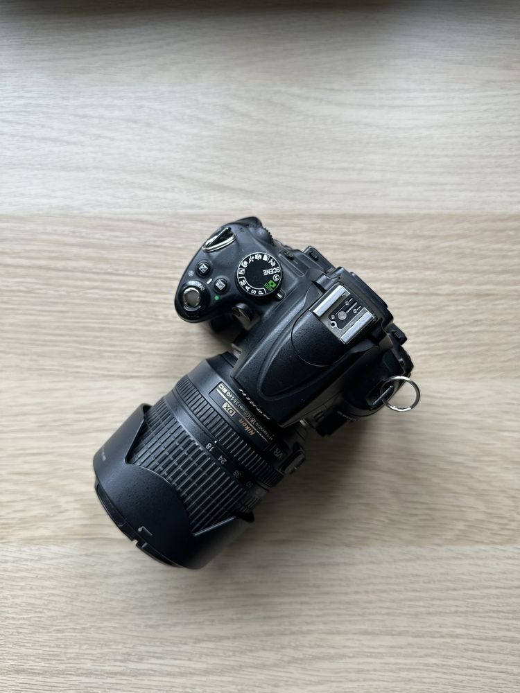 Nikon D5000 + obiektyw 18-105