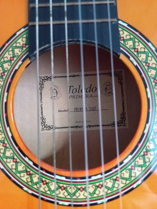 Guitarra clássica Toledo