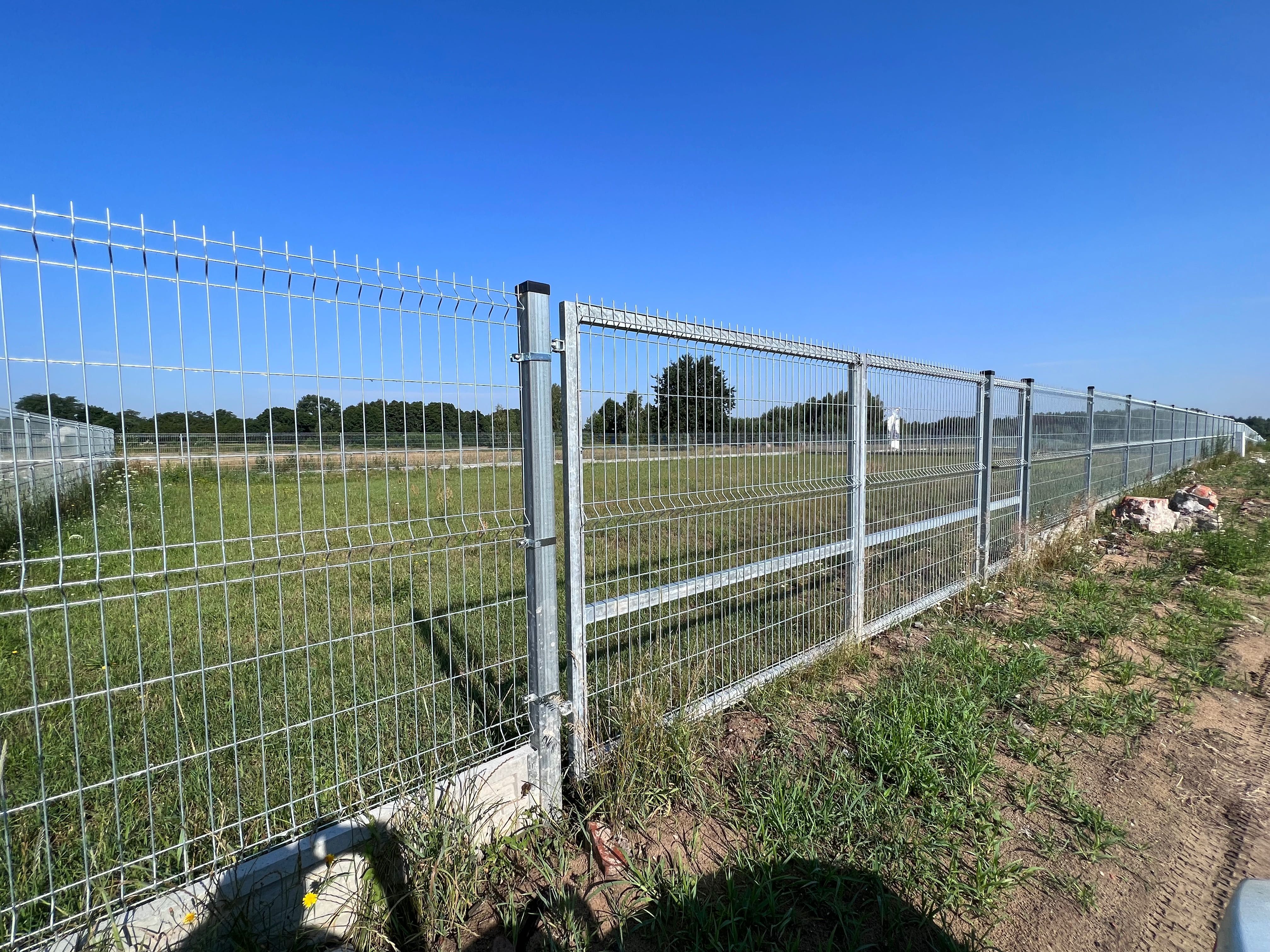 Działka budowlana z WZ, media, ogrodzona 950m2