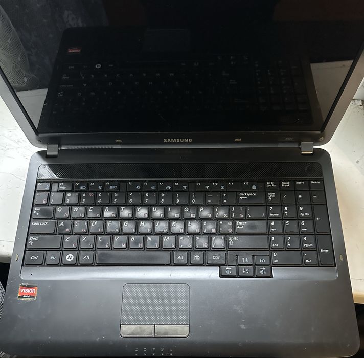 Ноутбук Samsung NP-R523 Донор