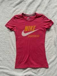 T-Shirt różowy Nike S 36 logo