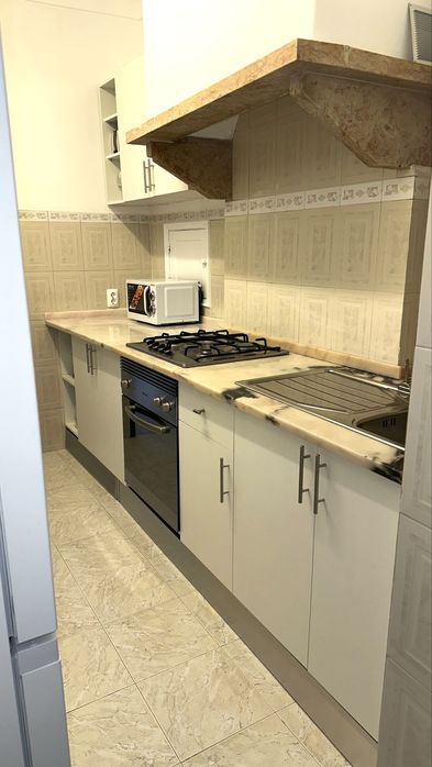 Aluguer quarto suite(wc privado) Amadora