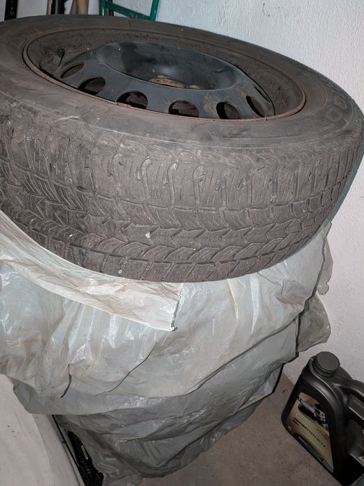 Koła R16, Felgi stalowe Citroen c4 Picasso,,4 sztuki + opony 205/60