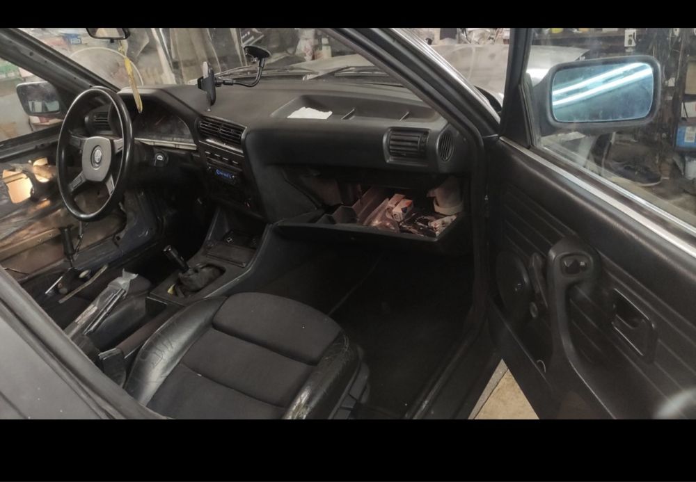 Бмв e30 1.8 инжектор bmw