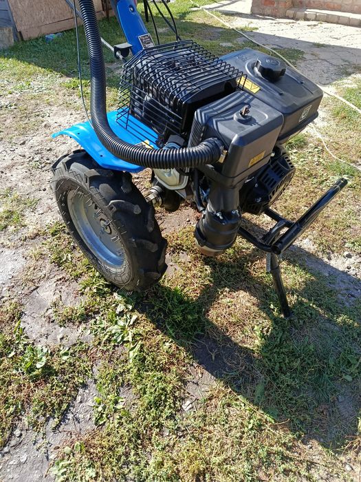 Продам мотоблок ДТЗ 17кс