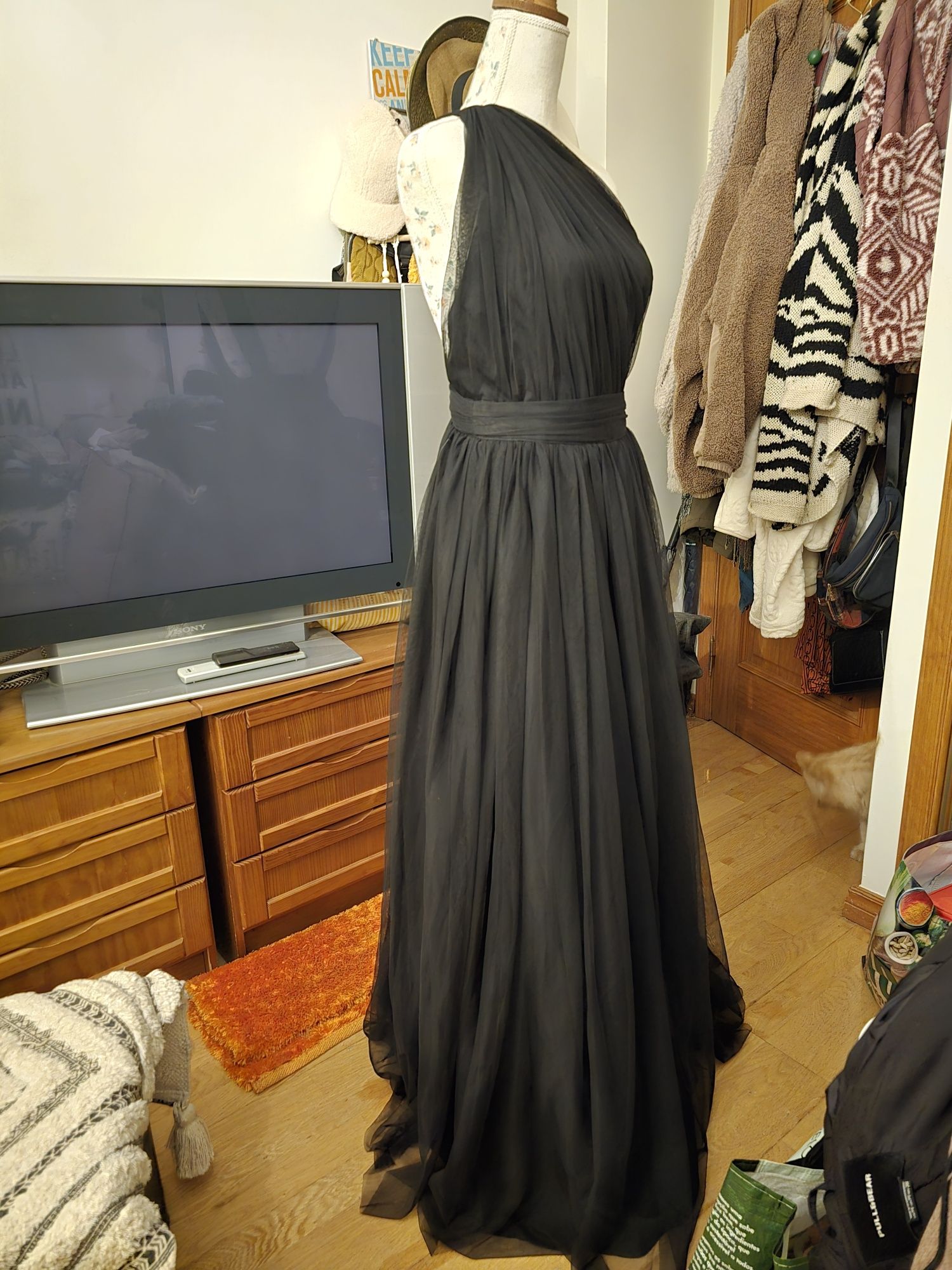Vestido comprido de Tule asos M