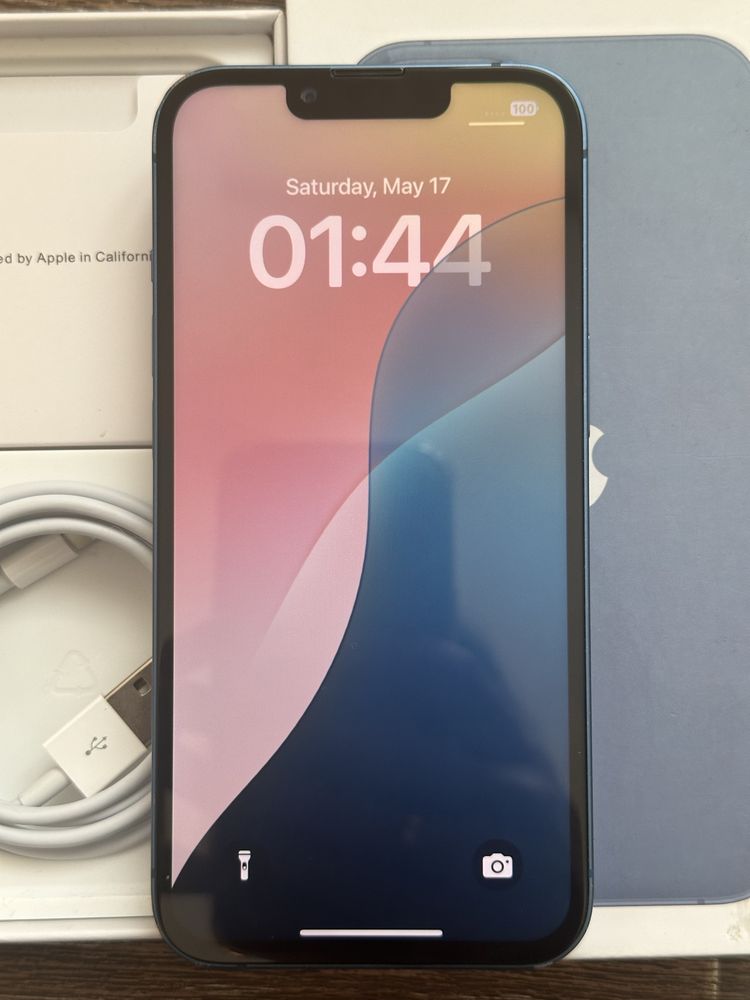 IPhone 13 Blue 128 gb
