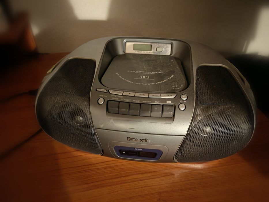 Radio com leitor de CD e mp3