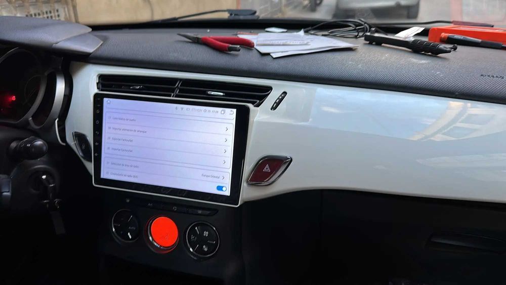 Radio Android 12 Citroen C3 DS3 10-16r gps wifi bluetooth PROM