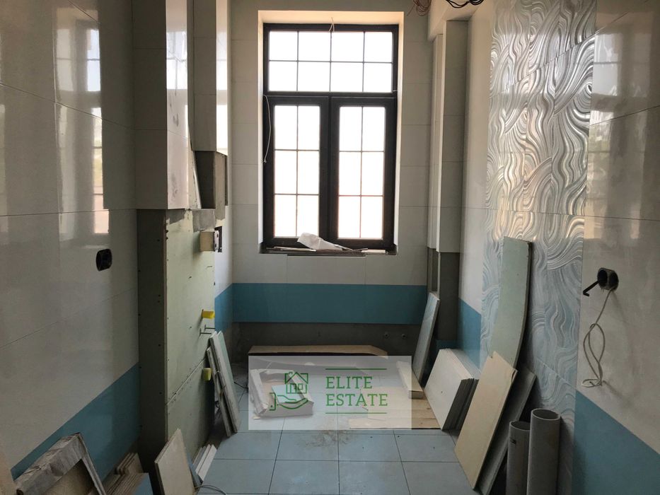 Продаж об'єкту 1152 м² під бізнес у Лісній Бучі + ділянка 60 соток