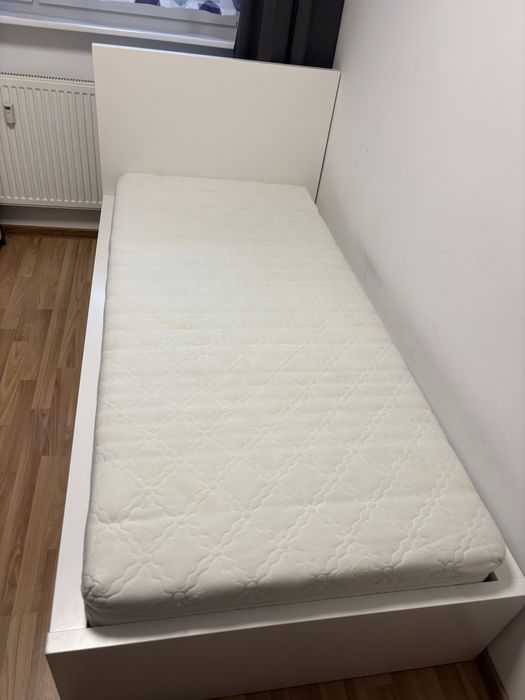Łóżko Ikea Malm 90x200 z materacem