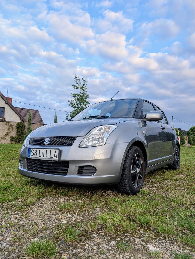 Suzuki Swift mk6 2005 1.3 92KM 5d