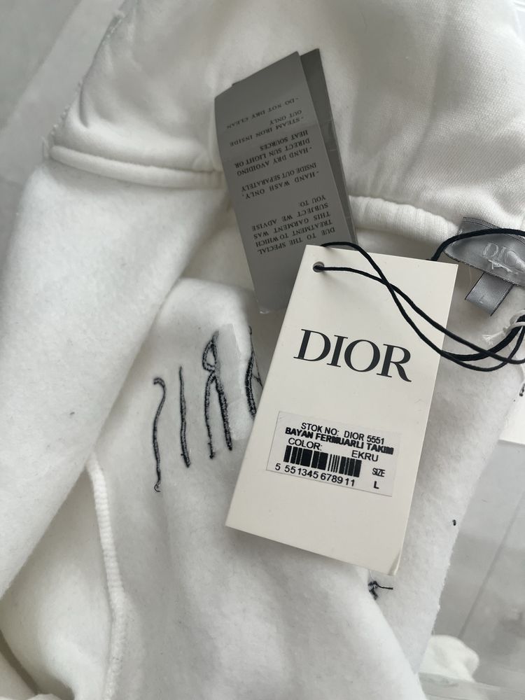 Obledny dres Dior