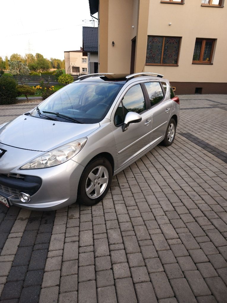 Peugeot 207sw benzyna +gaz