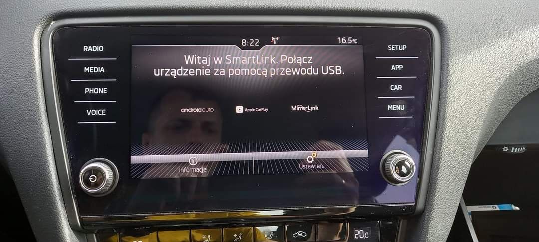 Czytnik jednostka mib2 smartlink carplay android auto skoda octavia i