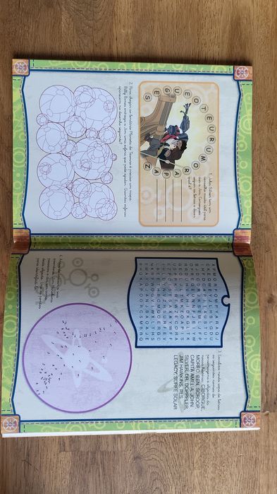 Livro com história e actividades