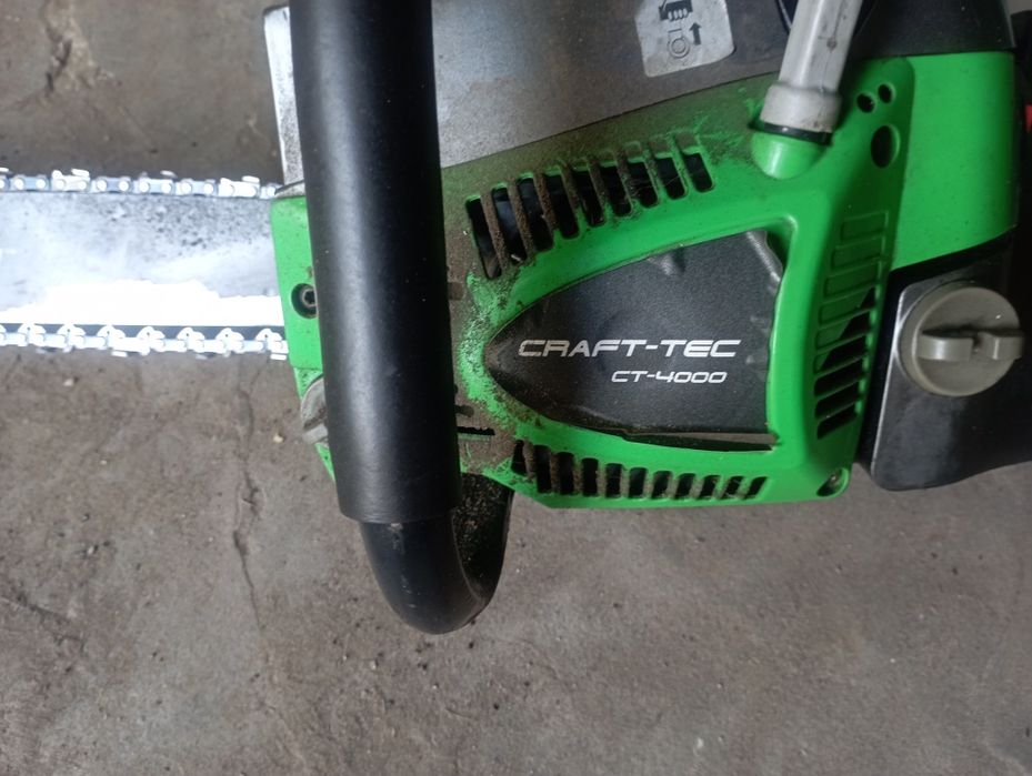 Продам бензо пилу