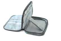 Szary organizer 20x24x10 cm na przewody, pendrive, karty, ładowarki