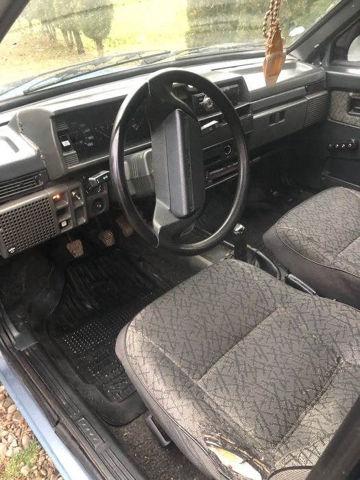 Продам Lada 2199