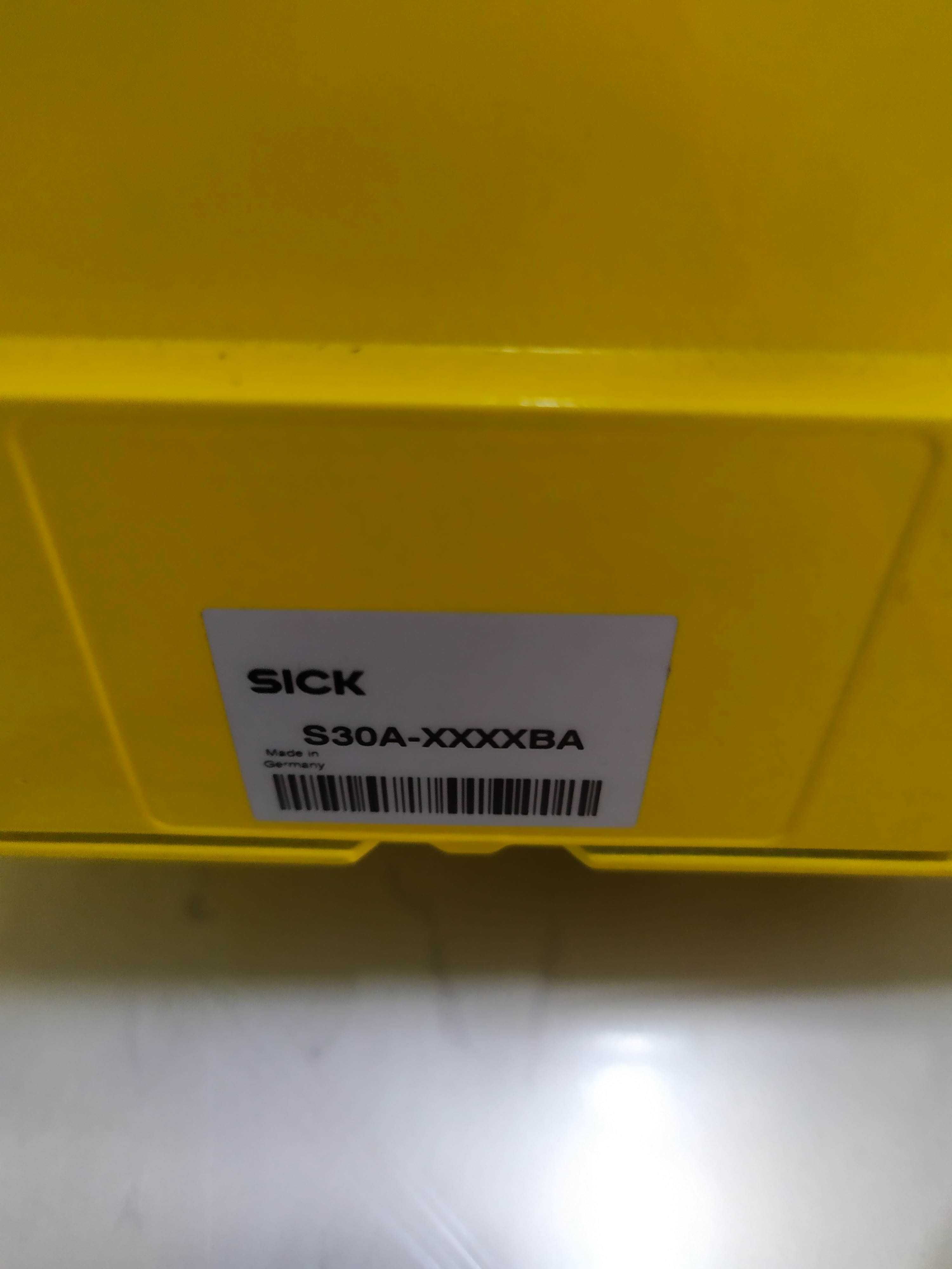 Skaner bezpieczeństwa Sick s30a-4011ba