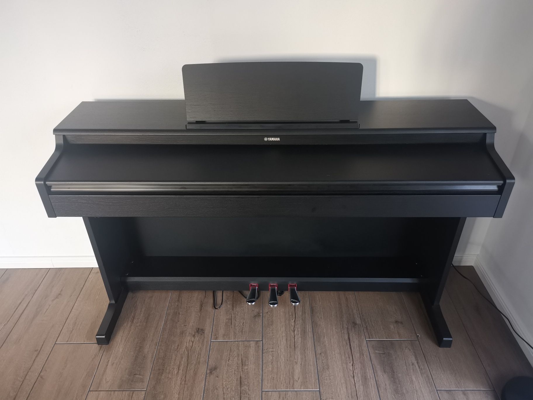 Pianino Yamaha Arius YDP - 165 B