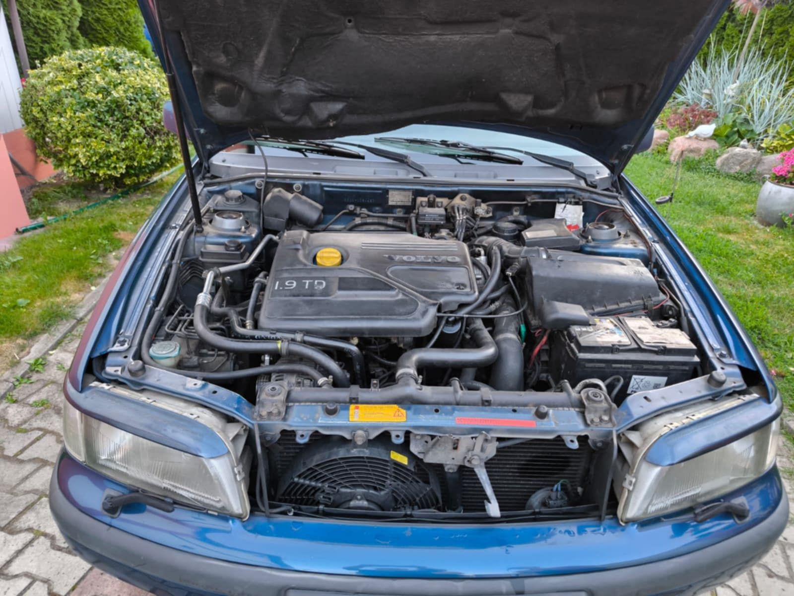 Samochód Volvo V40
