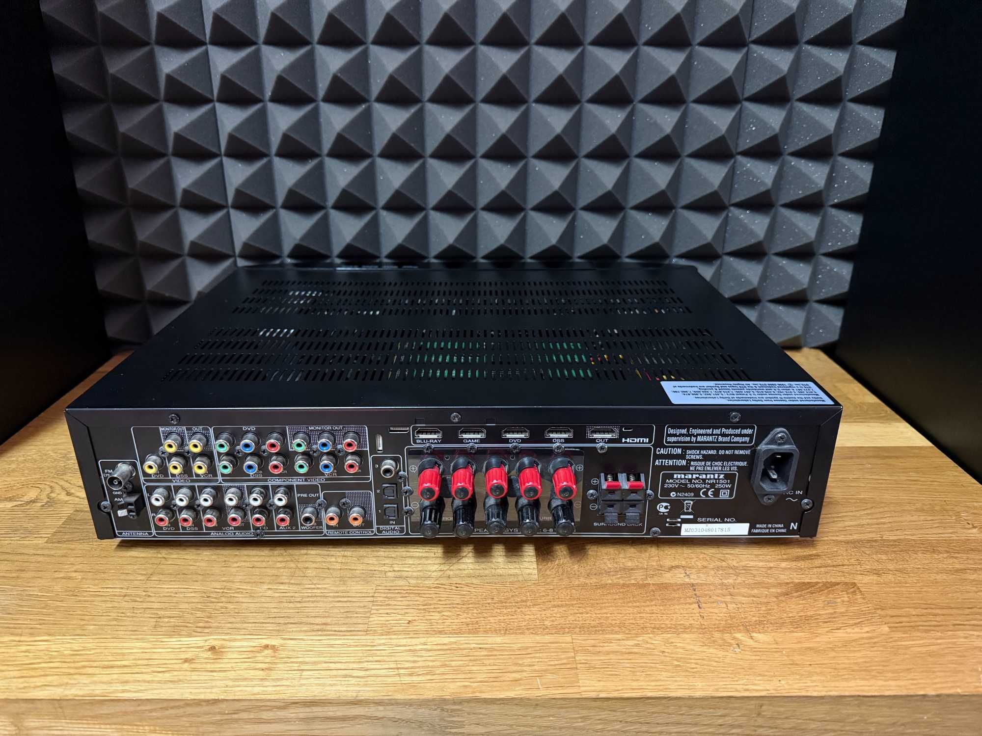 Amplituner Marantz NR1501