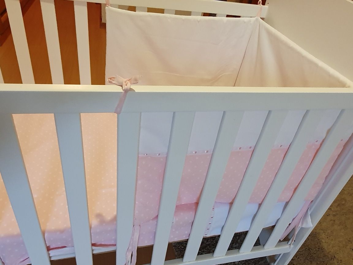 Vendo edredon, resguardo e fronha para berço de bebe