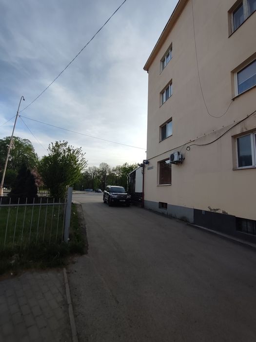 Оренда подобово 3 х кімн квартири з кондиціонером в центрі міста Ужгор