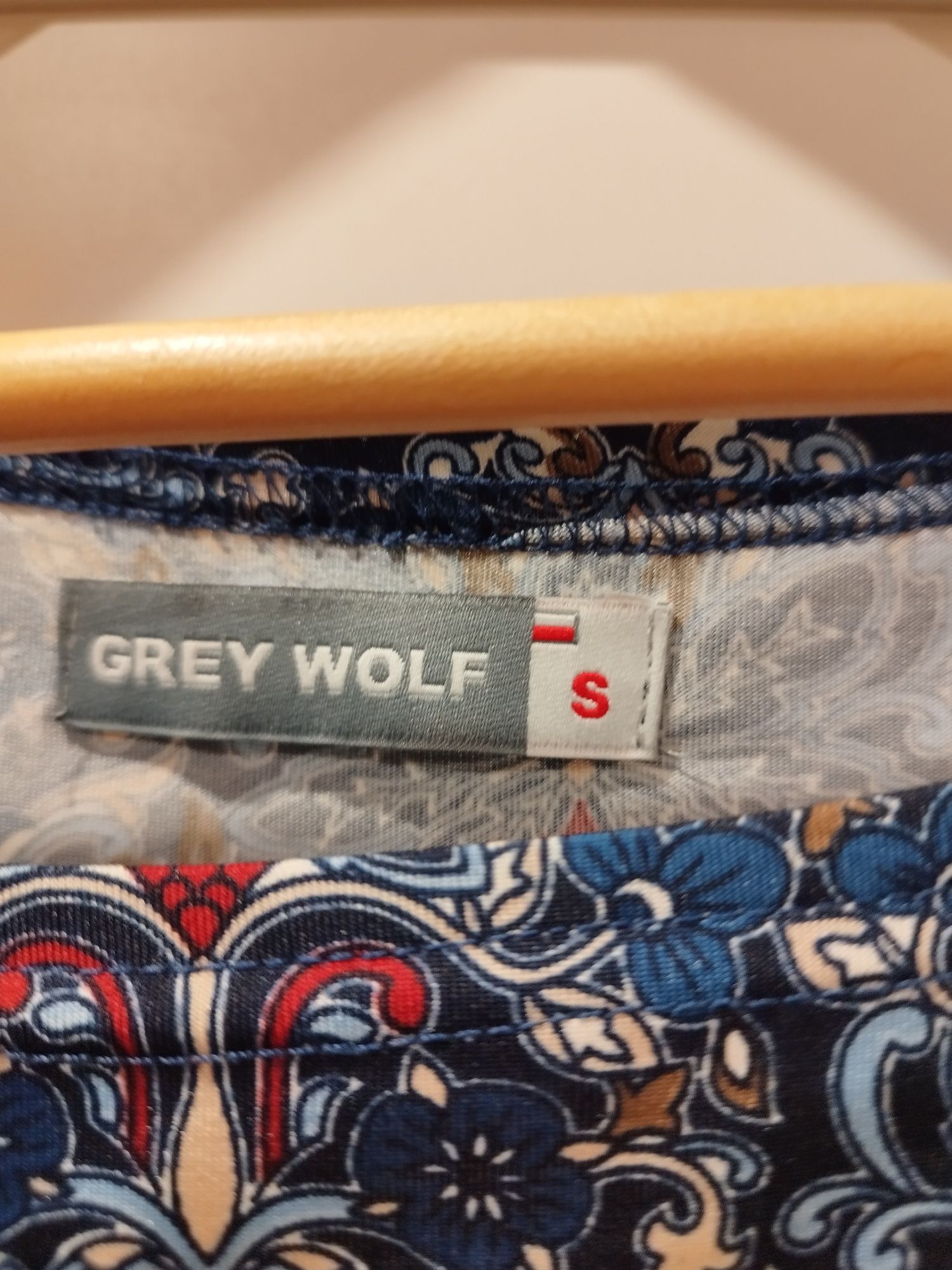 Sukienka Grey Wolf r. 36