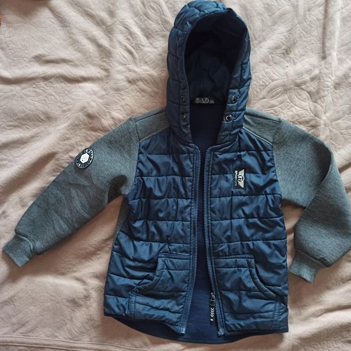 Куртка -пальто на мальчика (116-122-128 р.)