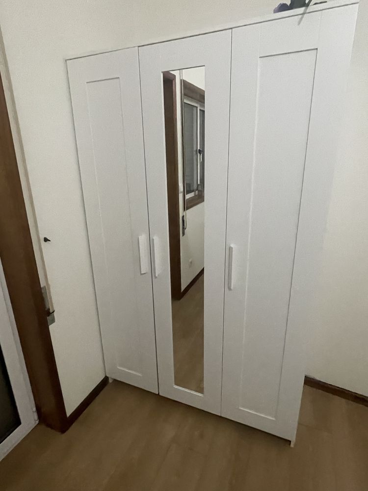 Armário IKEA como novo!!