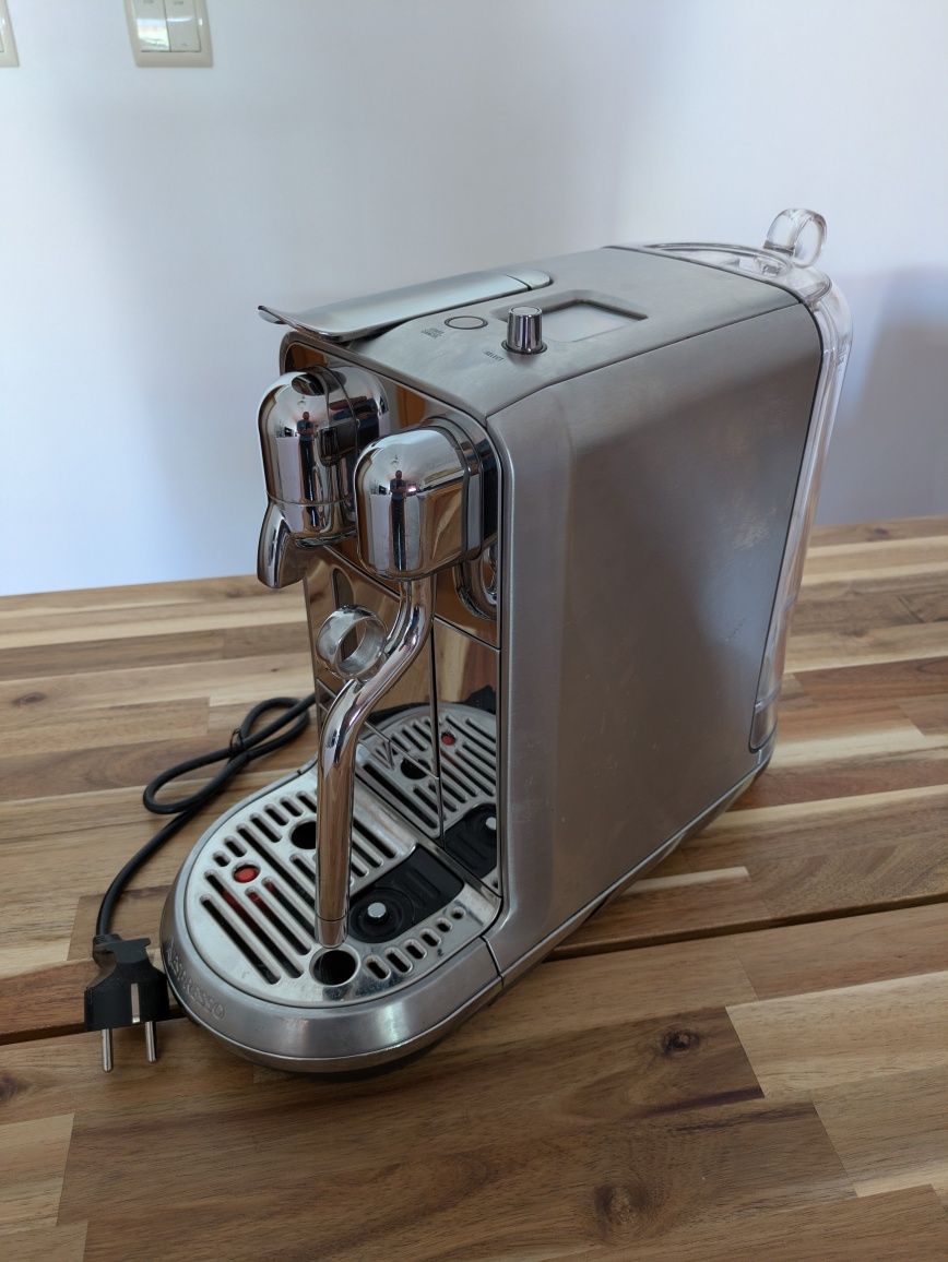 Nespresso Creatista Plus