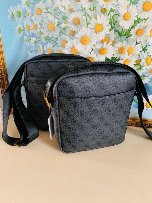 Сумка мужская Guess Сумка Guess чоловіча Сумка ГЕС Розмір 23*20*6см