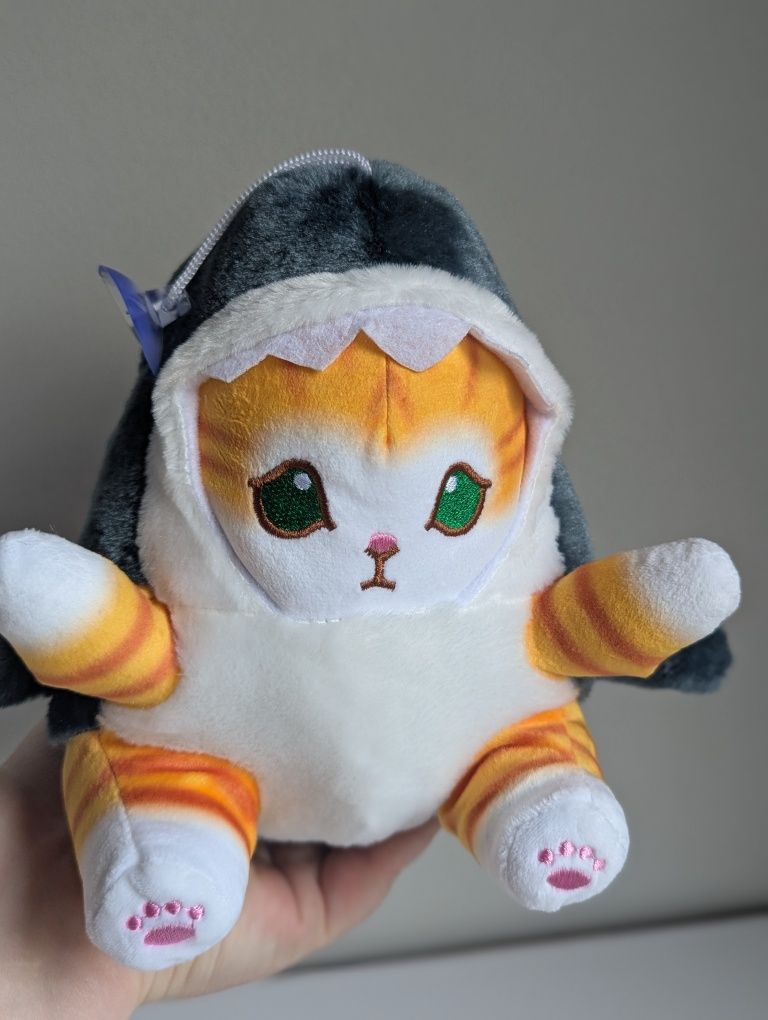 Розпродаж іграшок . Котик Акула.
