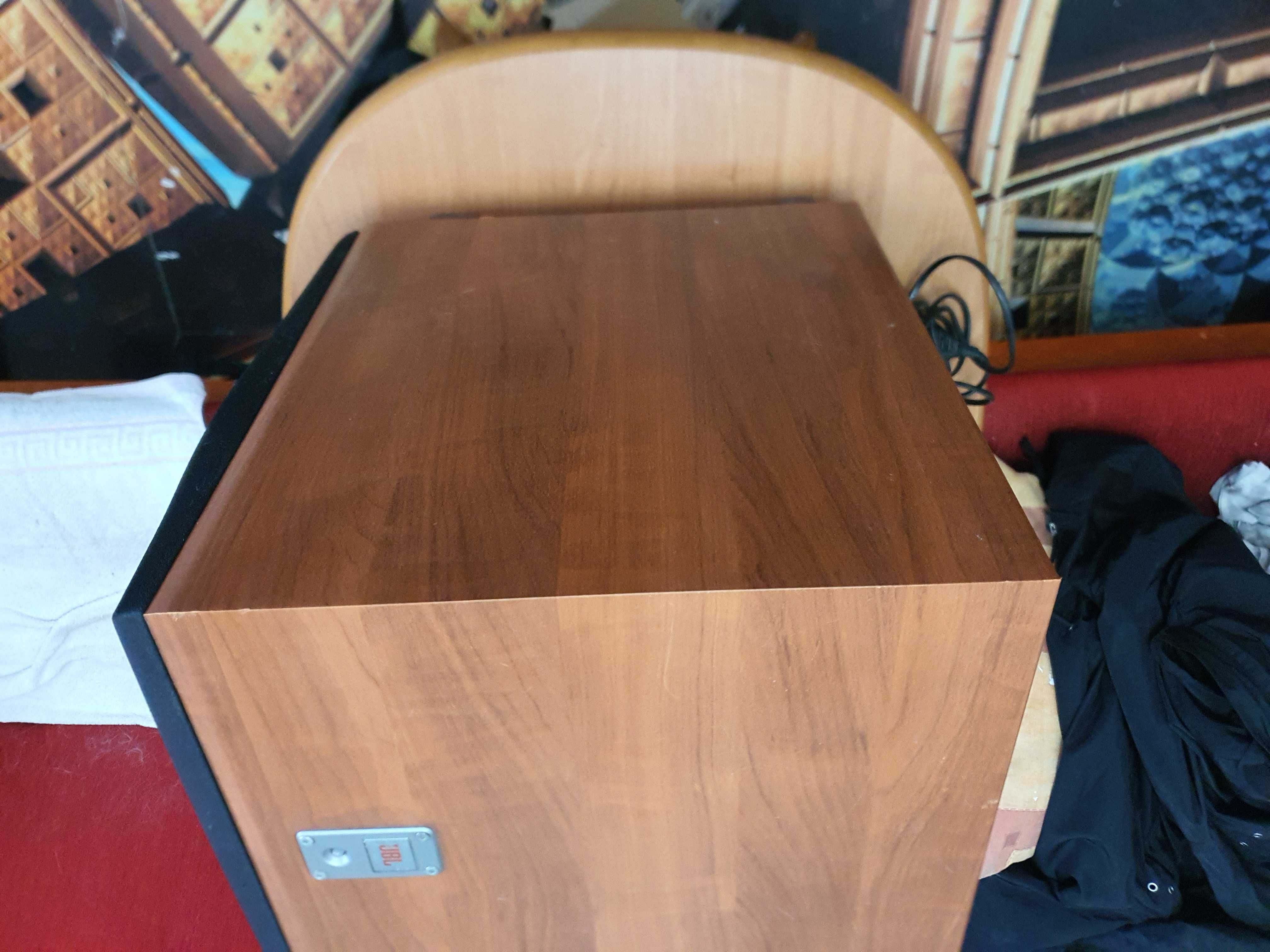 Mocny Subufer aktywny z wzmacniaczem JBL Northridge E Series E150P/230