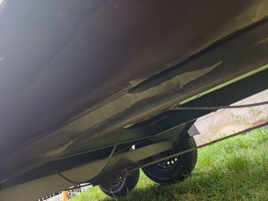 Profesjonalna przyczepa dwuosiowa WM MEYER, DMC 2000kg, nadstawką.