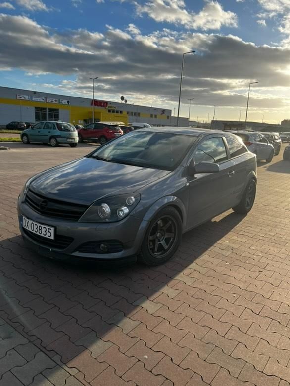 Opel Astra GTC 2.0 turbo LPG