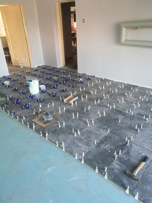 prace remontowe (wykonczenówka)