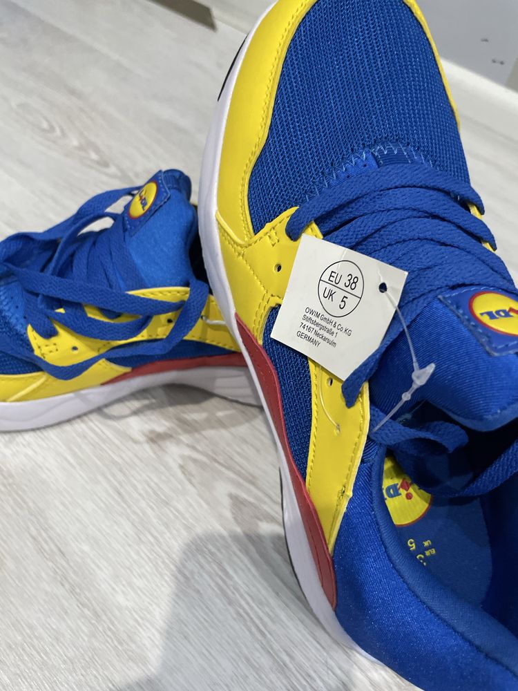 Кросівки LiDL розмір 38,5